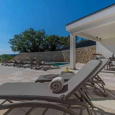 Beautiful Stonevilla By Aneo Travel Vila *